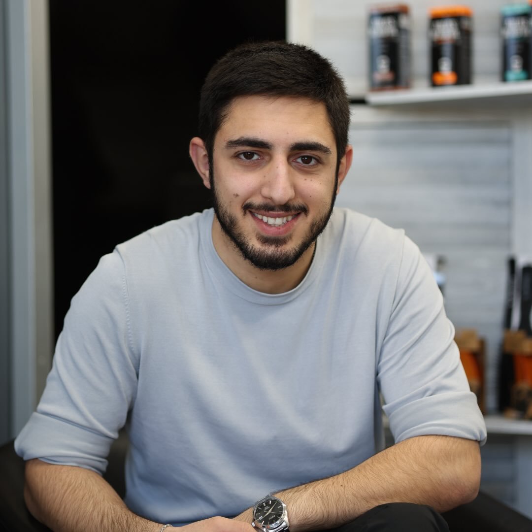 Aren, lead stylist at A | R Hair Salon in North Hollywood